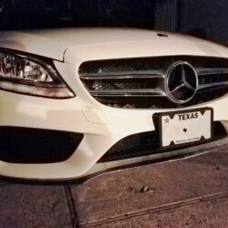 Image of Mercedes with customer license plate holder installed